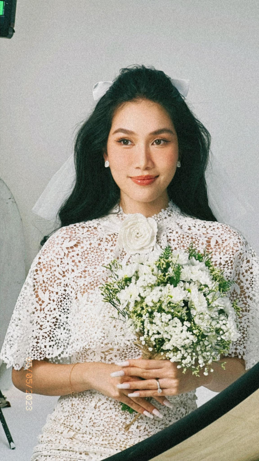Á hậu Phương Anh đích thân chia sẻ ảnh cưới của mình. Á hậu Phương Anh đích thân chia sẻ ảnh cưới của mình.