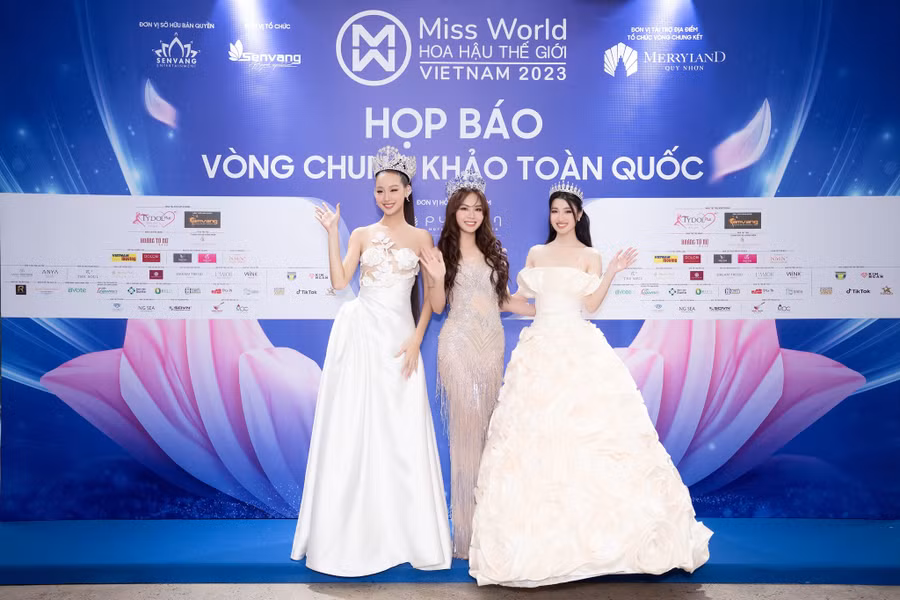 Top 3 Miss World Vietnam 2022.