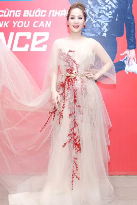 Phan Thi Mo ho nguc meo mo, Kim Tuyen hoa tuong cheo - Anh 14