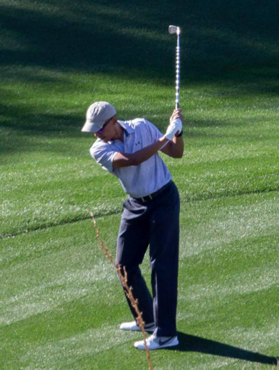 Ong Obama thanh thoi choi golf sau khi roi Nha Trang - Anh 1