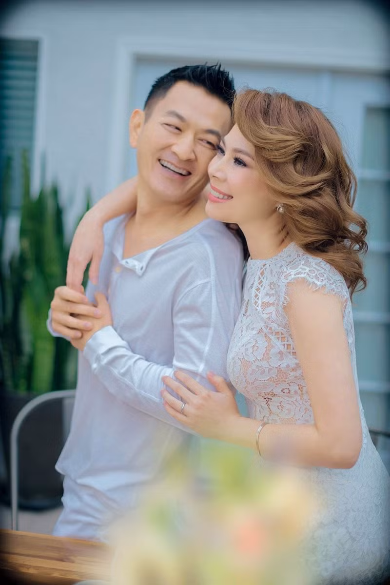 Ca sĩ Thanh Thảo mùi mẫn chia sẻ những dòng nhắn nhủ đầy tình cảm với người đàn ông của đời mình.