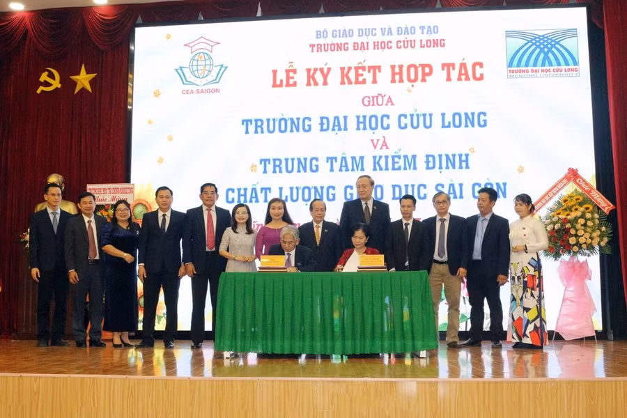 Ký kết đánh giá ngoài 6 chương trình đào tạo.