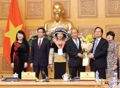 Thủ tướng Nguyễn Xuân Phúc khẳng định vai trò lớn lao của đội ngũ nhà giáo trong sự nghiệp GD tại buổi tiếp