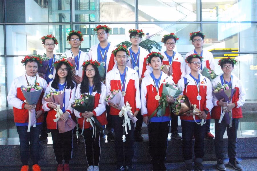 13 học sinh Trường THCS Giảng Võ dự thi WMTC năm nay đều giành huy chương