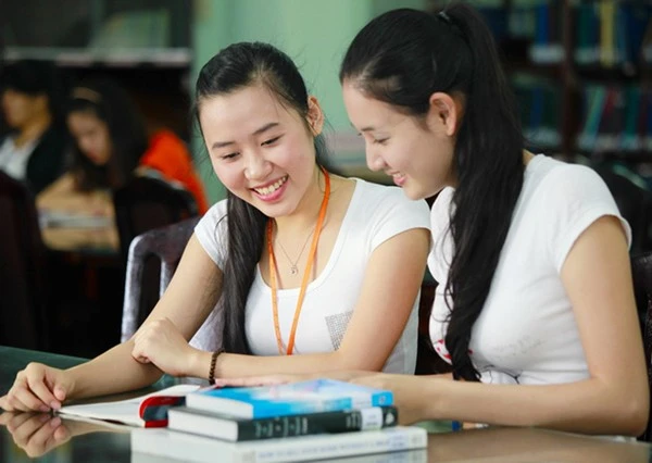 Lời khuyên cho sinh viên để tránh nợ nần