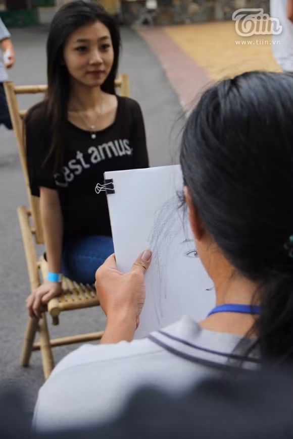 Độc đáo triển lãm tranh 3D đường phố dịp Quốc khánh