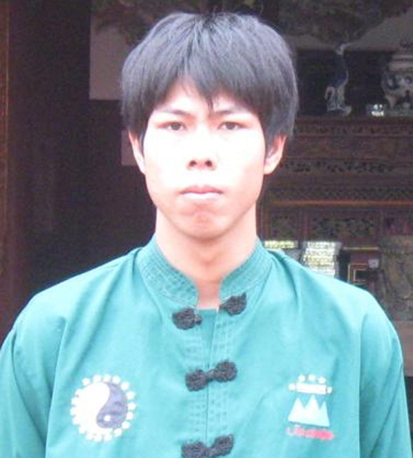 Những người đàn ông có tai, mắt, "của quý"... phi thường ảnh 6 29/4Những người đàn ông có sức mạnh phi thường