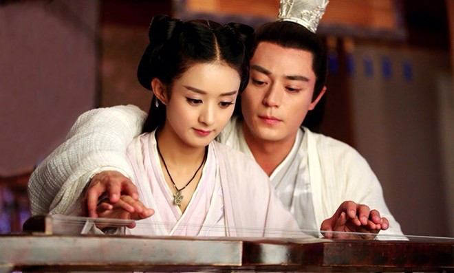 Khoảnh khắc tình tứ của Hoa Thiên Cốt và Bạch Tử Họa