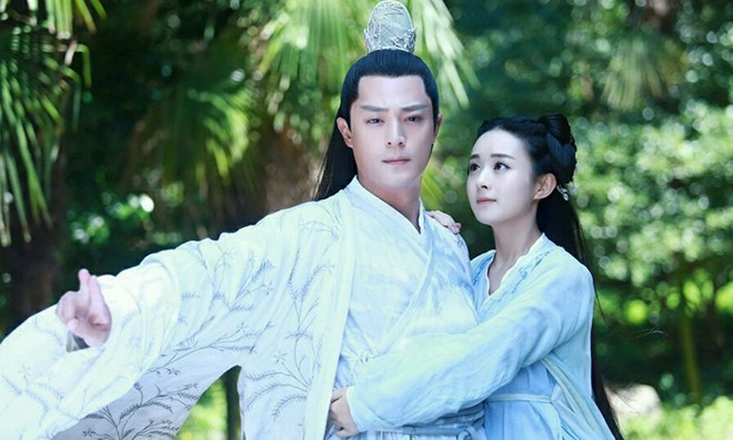 Khoảnh khắc tình tứ của Hoa Thiên Cốt và Bạch Tử Họa