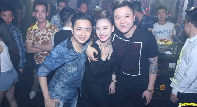 Chân dung chồng nghèo “bán nhà phố cổ” của DJ sexy nhất nhì HN