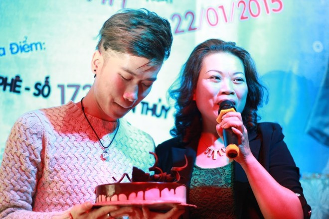 Kỷ niệm đáng nhớ bên mẹ của dàn hot boy Việt