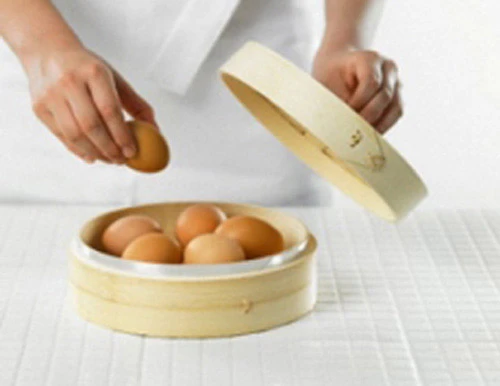 Trứng gà là thực phẩm được nhiều người ưa chuộng.