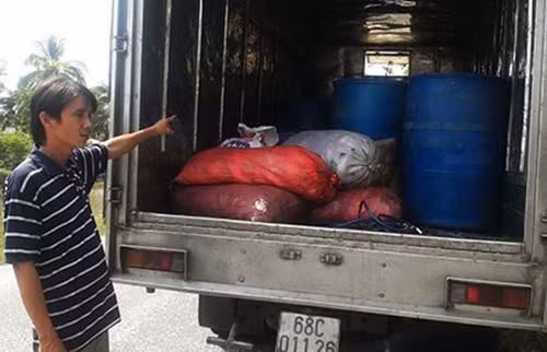 Công an bồi thường gần 90 triệu đồng cho chủ ‘xe cá thối’