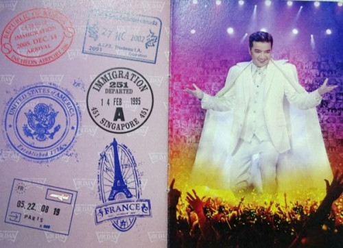 Đàm Vĩnh Hưng tung thiệp mời sinh nhật ‘độc’ là cuốn hộ chiếu - Ảnh 4