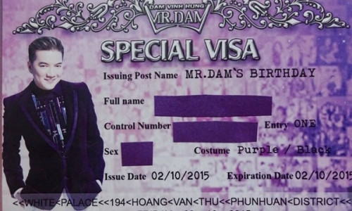 Đàm Vĩnh Hưng tung thiệp mời sinh nhật ‘độc’ là cuốn hộ chiếu - Ảnh 3