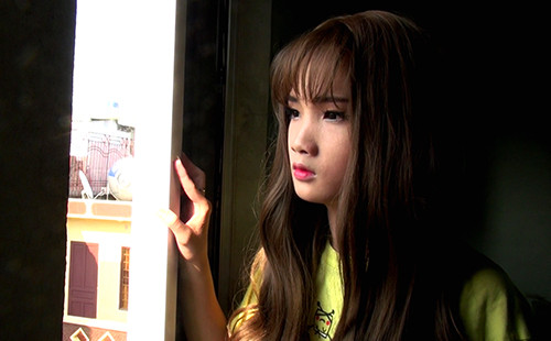 Gia đình không chấp nhận luôn là nỗi đau hằn sâu trong tâm trí Linh Anh. Ảnh: Thanh Tùng. 1-8494-1442549869.jpg