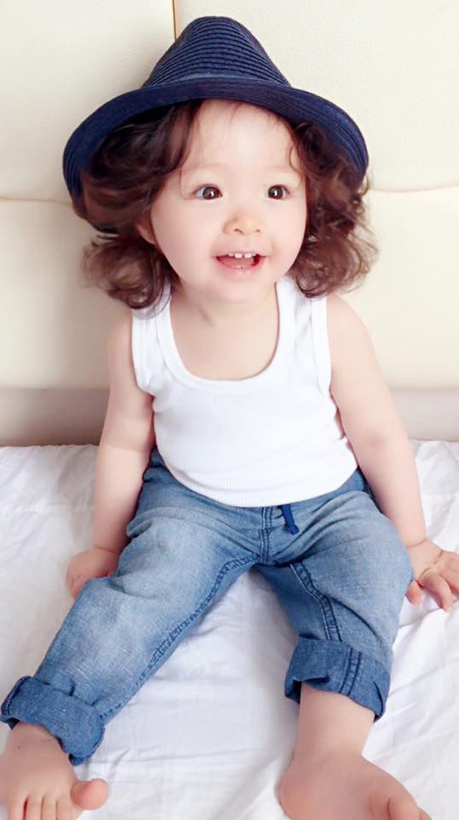 Mẹ con Elly Trần rạng rỡ đón Trung thu ảnh 13 Mẹ con Elly Trần rạng rỡ đón Trung thu ảnh 13