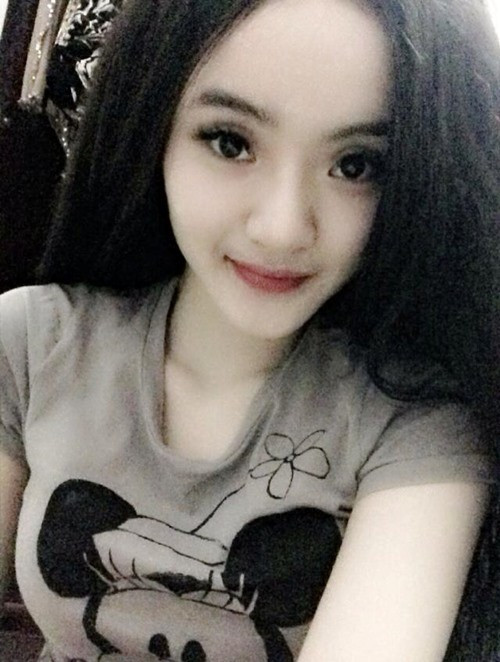Em gái Angela Phương Trinh bỗng dưng... nảy nở ảnh 8 Em gái Angela Phương Trinh bỗng dưng... nảy nở ảnh 8