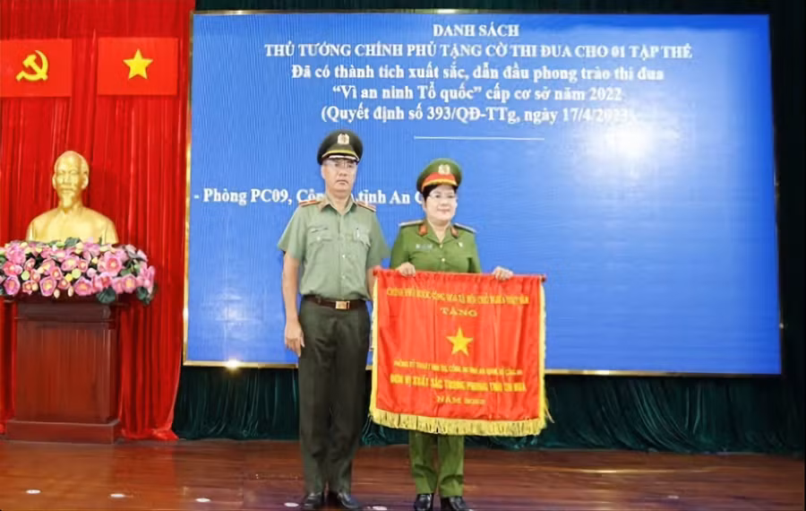 Nhiều tập thể, cá nhân Công an An Giang đạt thành tích xuất sắc ảnh 2 Nhiều tập thể, cá nhân Công an An Giang đạt thành tích xuất sắc ảnh 2