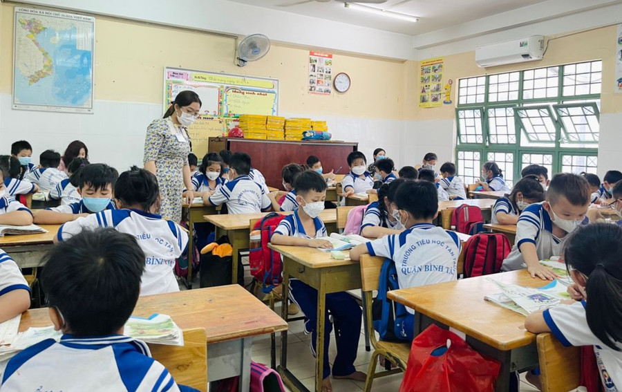 Năm học 2022-2023, Trường tiểu học Tân Tạo (quận Bình Tân) bình quân mỗi lớp từ 47 đến 50 học sinh. Năm học 2022-2023, Trường tiểu học Tân Tạo (quận Bình Tân) bình quân mỗi lớp từ 47 đến 50 học sinh.