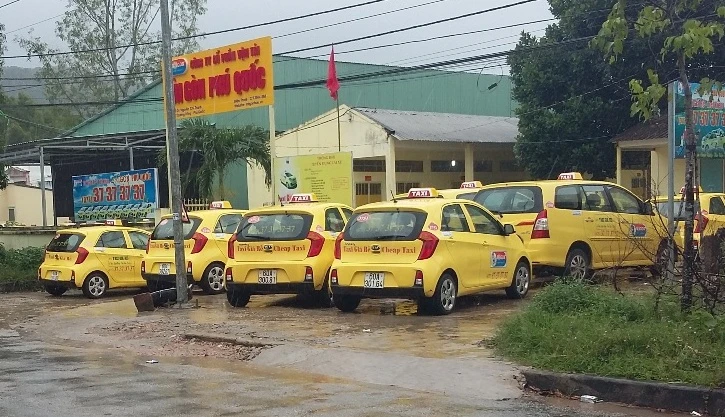 Tài xế taxi Sài Gòn Phú Quốc đình công