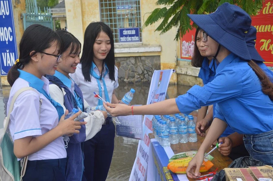 Công tác chuẩn bị cho kỳ thi tốt nghiệp THPT tại tỉnh Sóc Trăng đã hoàn thành, sẵn sàng cho một kỳ thi an toàn, nghiêm túc.