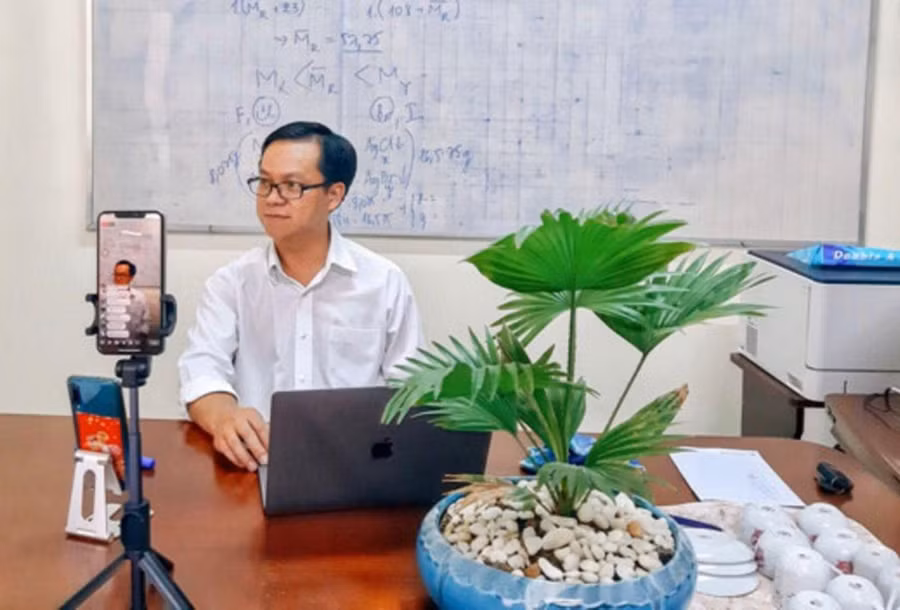 Giờ dạy online tại Trường THPT Trần Đại Nghĩa (TP Cần Thơ).