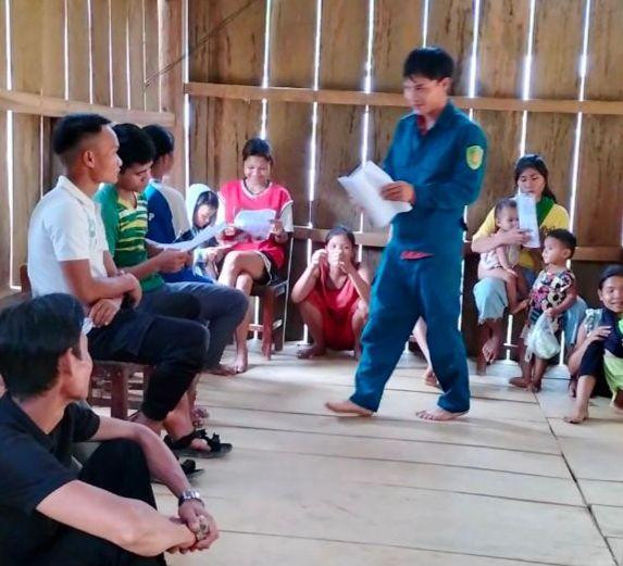 Xã Trà Tập tuyên truyền người dân về công tác sơ tán để phòng chống bão Noru. Xã Trà Tập tuyên truyền người dân về công tác sơ tán để phòng chống bão Noru.
