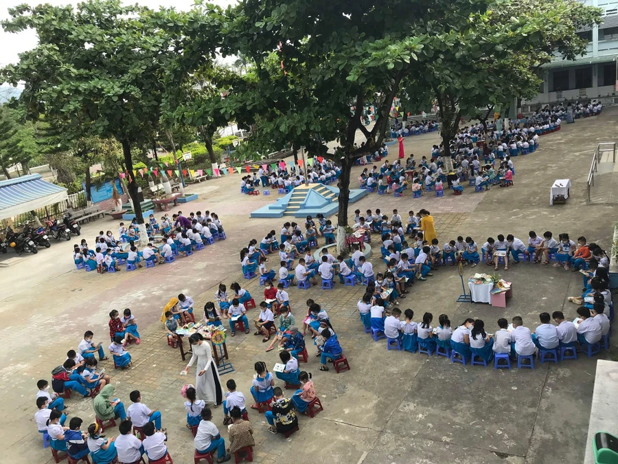 Nhiều trường tiểu học tại quận Liên Chiểu thiếu phòng học, không đảm bảo việc tổ chức dạy học 2 buổi/ngày. 