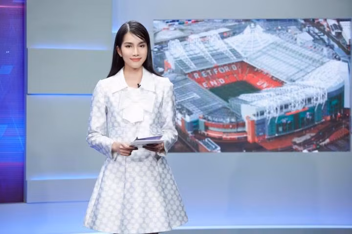 Công việc MC giúp Phương Anh có thêm nhiều kiến thức, nắm bắt nhanh tình hình xã hội và đặc biệt là trau dồi khả năng giao tiếp.