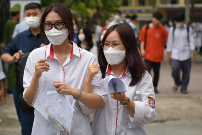 Thí sinh tham dự Kỳ thi tốt nghiệp THPT năm 2022. Thí sinh tham dự Kỳ thi tốt nghiệp THPT năm 2022.