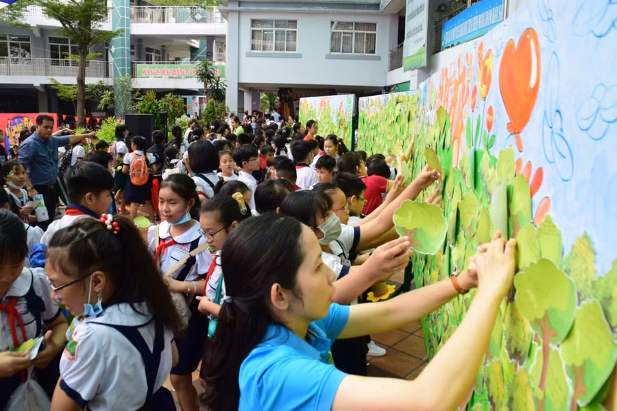 Thông điệp bảo vệ môi trường được học sinh chia sẻ sau ngày hội