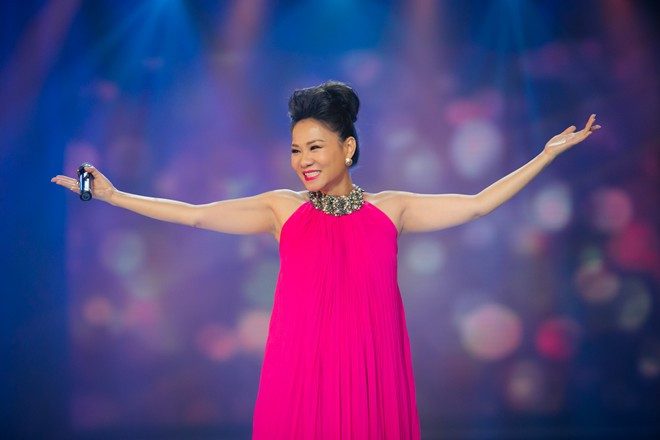 Làm giám khảo Vietnam Idol: Thu Minh có "nóng" hơn Mỹ Tâm?