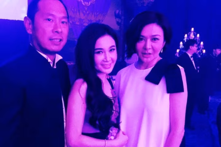 Ôn Bích Hà, Quan Chi Lâm quá trẻ đẹp quyến rũ