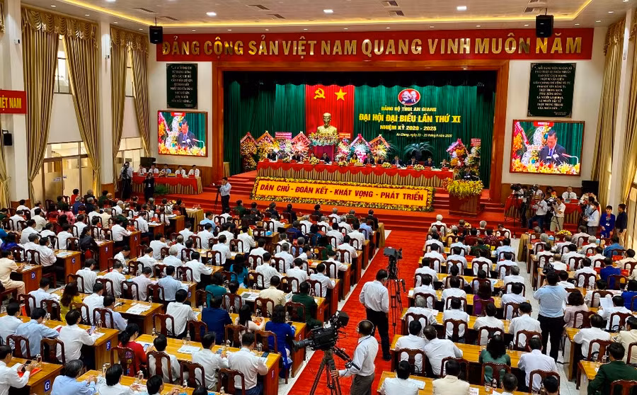 Đại hội đại biểu Đảng bộ tỉnh An Giang lần thứ XI, nhiệm kỳ 2020 - 2025.