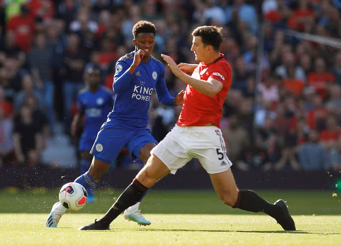 Harry Maguire sẽ đối đầu cùng các đồng đội cũ Leicester