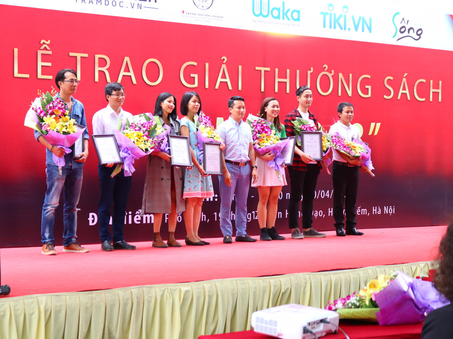 Các tác giả có sách lọt vào vòng bình chọn trực tuyến nhận giải thưởng