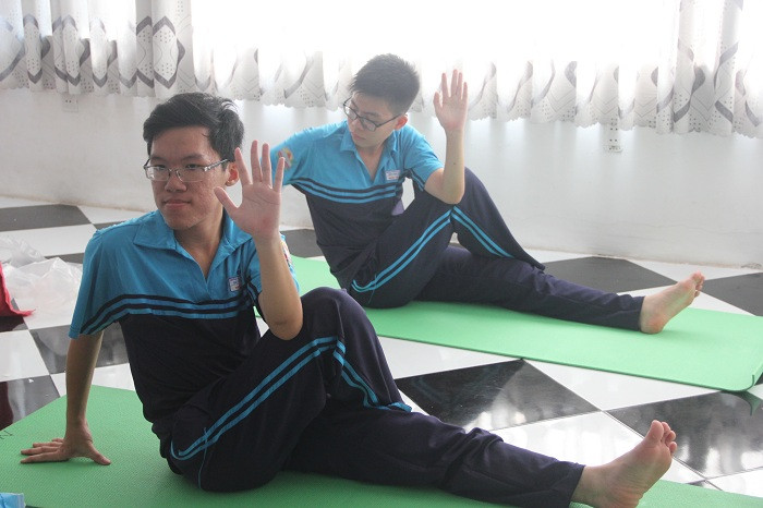 Các bạn nam cũng rất tích cực