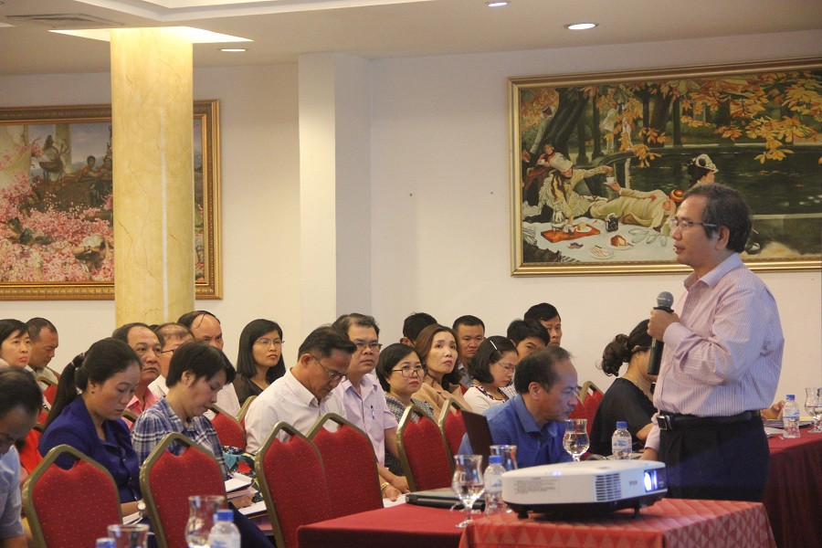 Đợt bồi dưỡng có sự tham gia của các báo cáo viên là thành viên trong hội đồng biên soạn chương trình giáo dục phổ thông mới, chủ biên môn Lịch sử, giáo sư Lịch sử đầu ngành