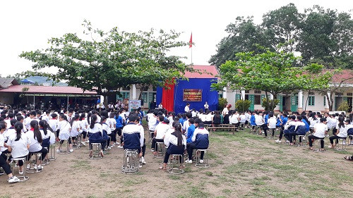 HS toàn trường rất thích thú với hình thức học mà chơi