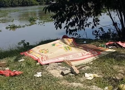 Giận chồng, ba mẹ con tự tử thương tâm