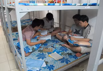 Rà soát đối tượng HSSV hưởng chính sách nội trú 