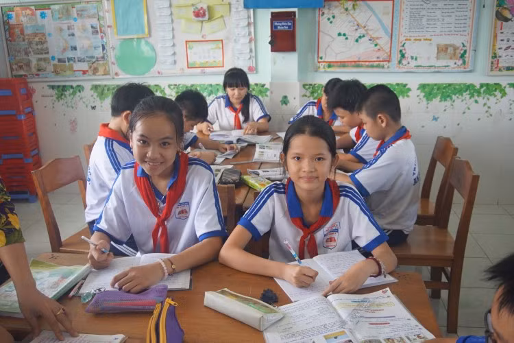 Tổ chức bán trú cho trẻ học 2 buổi/ngày: Khắc phục bất cập