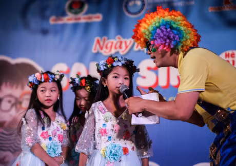 Hon 70 cap song sinh hoi ngo tai Sai Gon - Anh 8