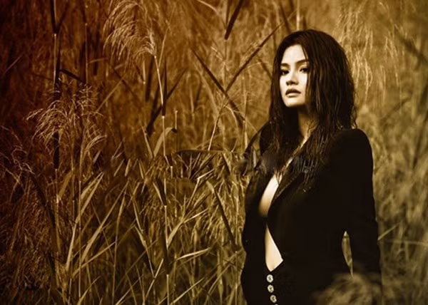 "Chết đứng" trước người đẹp Việt "thả rông" mặc vest ảnh 12