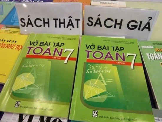 Điểm danh sách in lậu trước năm học mới