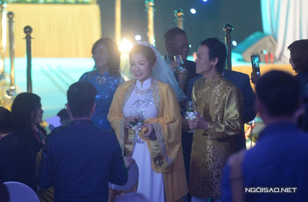 Vợ chồng Thanh Thanh Hiền - Chế Phong tỏ tình bằng âm nhạc trong hôn lễ ảnh 18 anh30-2815-1426336667.jpg