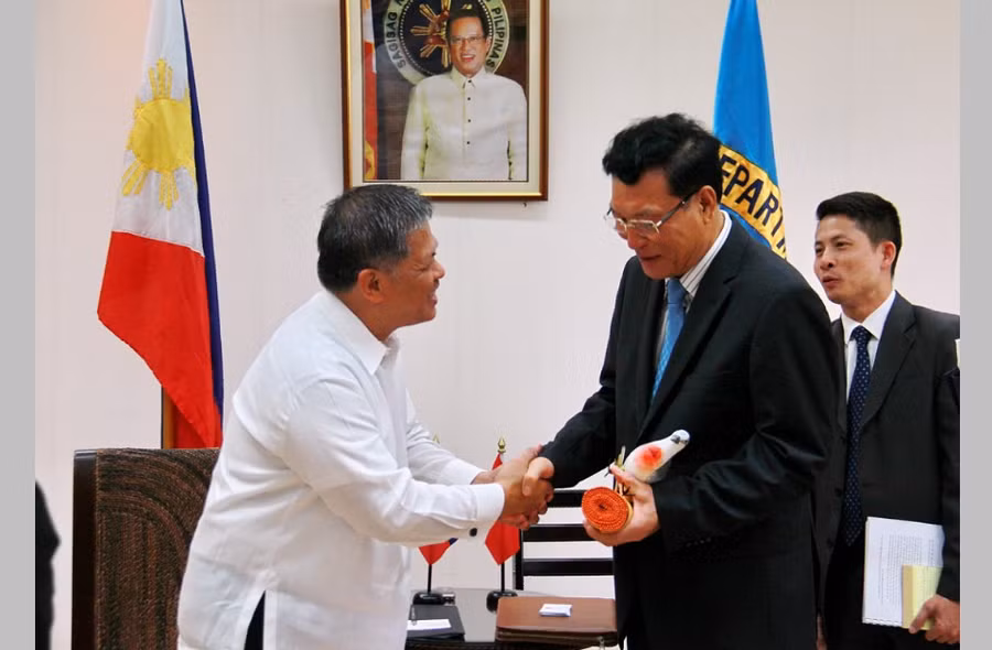 Hội đàm hai Bộ trưởng Giáo dục Việt Nam - Philippines: Nồng ấm tình hữu nghị