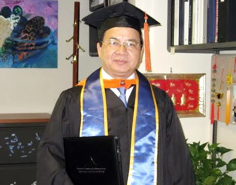 GS. Hoàng Quang Thuận