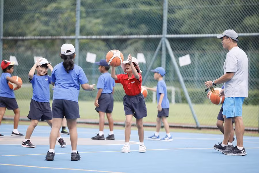 Giáo dục thể chất không chỉ đơn thuần là chạy quanh sân trường hoặc đá bóng. Ảnh: Owis